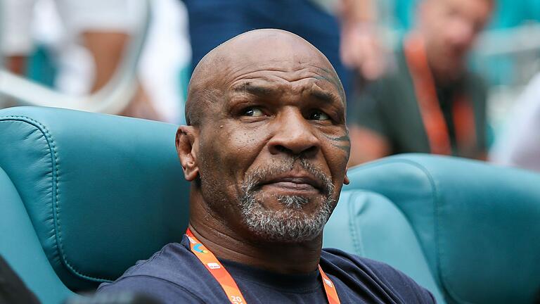 Mike Tyson       -  Der Ex-Boxweltmeister Mike Tyson wagt ein Comeback im Ring.