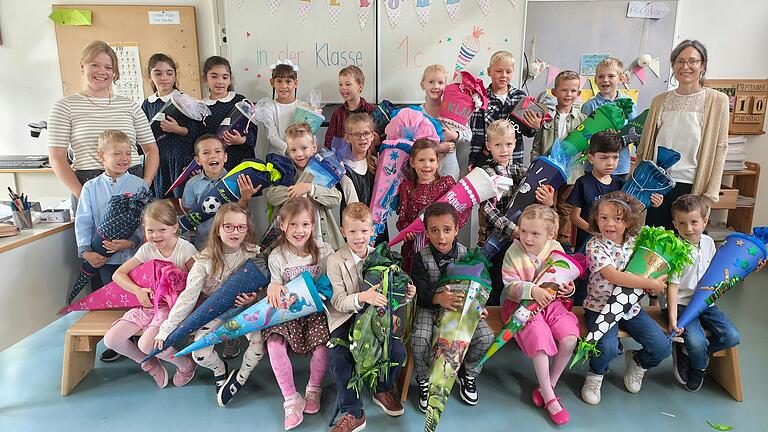 Andrea Ort ist die Klassenlehrerin der 1c an der Grundschule Nassachtal. In ihrer Obhut befinden sich 23 Abc-Schützen.