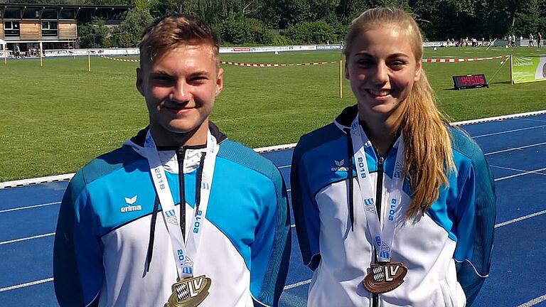 Die beiden U-18-Medaillengewinner des TV Marktheidenfeld: Nick Albrecht wurde bayerischer Meister über 400 Meter Hürden, Jana Rothaug sicherte sich die Bronzemedaille im Dreisprung.