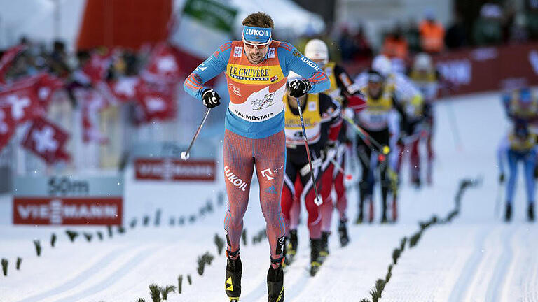 Erster - Der Russe Sergej Ustjugow gewann auch die zweite Etappe der Tour de Ski. Foto: Peter Schneider Erster - Der Russe Sergej Ustjugow gewann auch die zweite Etappe der Tour de Ski. Foto: Peter Schneider