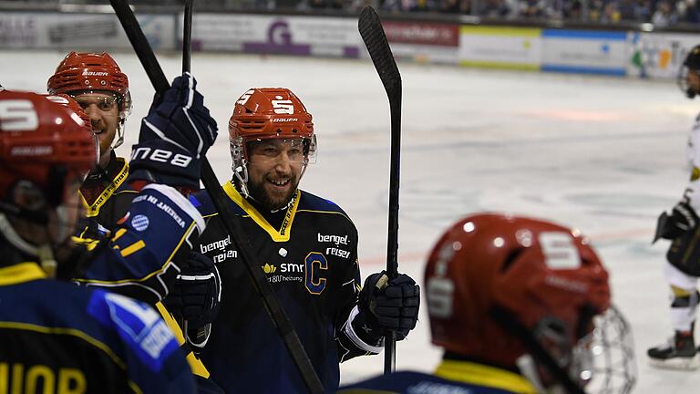 Mitte Dylan Hood (Mitte) ist nach seiner Verletzung zurück im Kader der Mighty Dogs Schweinfurt.