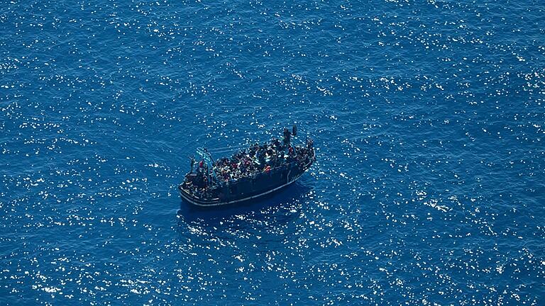 Migranten im Mittelmeer.jpeg       -  441 Migranten kamen in diesem Jahr bei ihrer Flucht über das Mittelmeer ums Leben.