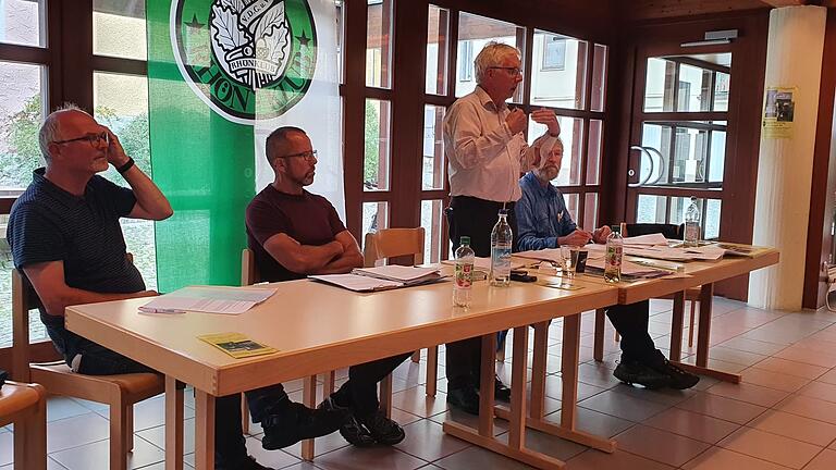 Zukunfts-Workshop in der Rhönklub-Region Saale-Sinn, moderiert von den Vorstandsmitgliedern Heinz Hüttner, Dieter Büttner, Bernhard Walter, Georg Will.