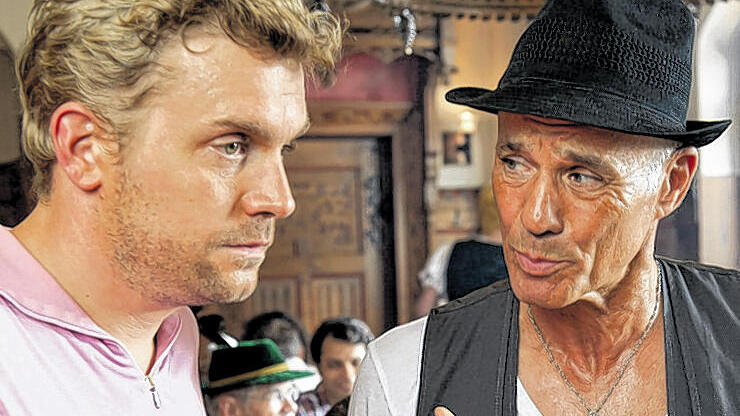 Sebastian Bezzel (links) und Heiner Lauterbach in &bdquo;Vatertage&ldquo;