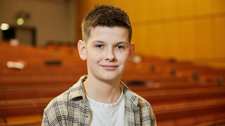 Benedikt Heeg (13) vom Hanns-Seidel-Gymnasium Hösbach sagt 'Grumbern' zu Kartoffeln.&nbsp;