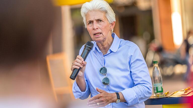 Bundestagsabgeordnete Marie-Agnes Strack-Zimmermann kam zum Wahlkampfauftakt der FDP nach Würzburg.&nbsp;