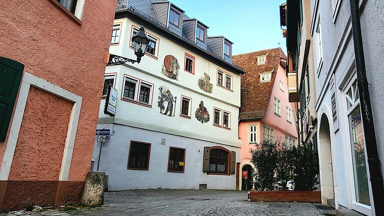 In der heutigen Pleich lag historisch das 'Pleichacher Viertel'. Andere Namen mittelalterlicher Stadtteile sind heute weniger präsent. In der heutigen Pleich lag historisch das 'Pleichacher Viertel'. Andere Namen mittelalterlicher Stadtteile sind heute weniger präsent. 
