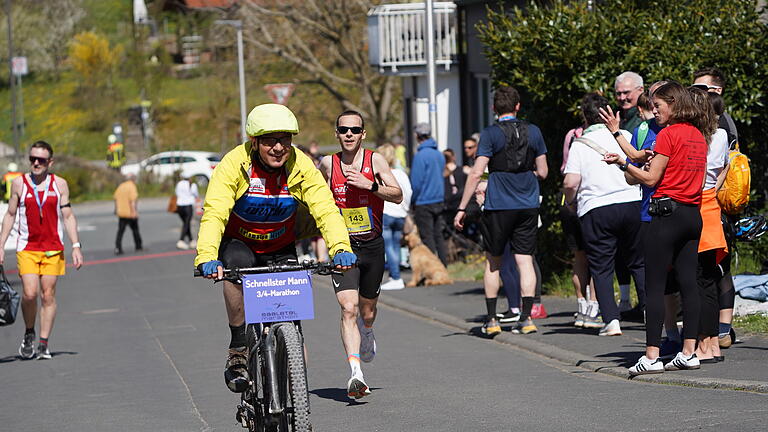 So lief der Saaletal-Marathon des SV Ramsthal       -  Für eine neue Bestzeit im 3/4-Marathon sorgte Martin Ackermann von der TG Schweinfurt.