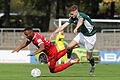 Lieferte sich in seinem ersten Derby packende Duelle unter anderem mit dem Würzburger Saliou Sané (links): Luca Trslic vom FC 05 Schweinfurt 05.&nbsp;