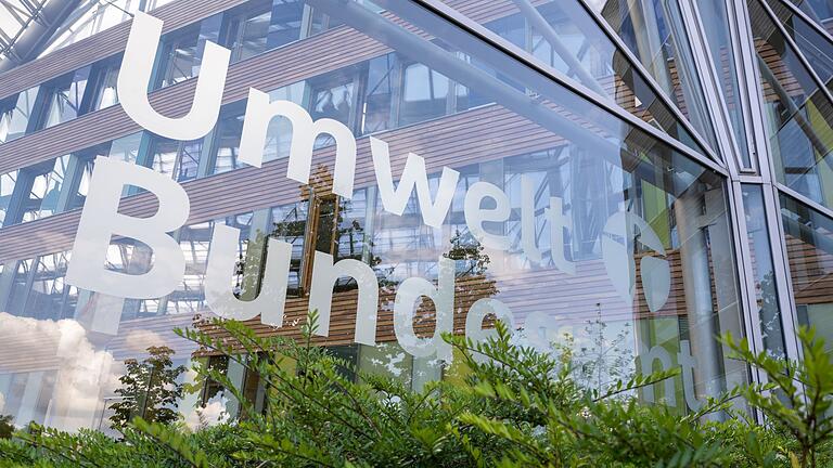 Umweltbundesamt       -  Das UBA stoppt Klimaprojekte in China.