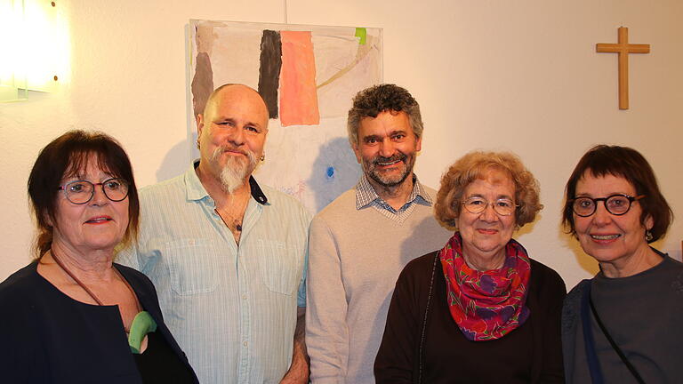 Im Bild: (von links) Elfriede Roth, Markus Bauer, Robert Bundschuh (Leiter des GesprächsLadens), Marlene Bujok und Theodolinde Hutten. Im Bild: (von links) Elfriede Roth, Markus Bauer, Robert Bundschuh (Leiter des GesprächsLadens), Marlene Bujok und Theodolinde Hutten.