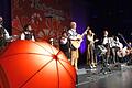 Ein Stelldichein aus Oberkrain: Im Jubiläumskonzert der dritten Musiker-Generation begeisterte&nbsp;Sašo Avsenik mit seinem Ensemble das Lohrer Publikum. Überraschungsgast war 'Gitarrenzauberer' Gregor Avsenik (Vierter von links).
