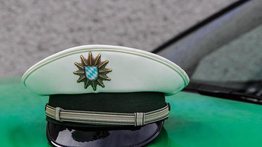 Lkw streifen einander bei Einraffshof Lkw streifen einander bei Einraffshof