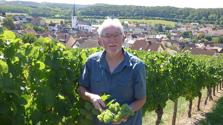 Der damalige Erlenbacher Bürgermeister Paul Diener konnte Silvester mit seiner Gemeinde feiern. Der damalige Erlenbacher Bürgermeister Paul Diener konnte Silvester mit seiner Gemeinde feiern.