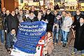 Die Party kann beginnen: Die Sponsoren des Volkacher Winterzaubers, die 13 000 Euro bereitstellten, testeten am Donnerstagabend das Winterdorf vorab auf Herz und Nieren. Ab 1. Januar erwartet die Winterzauber-Fangemeinde ein tolles Programm.