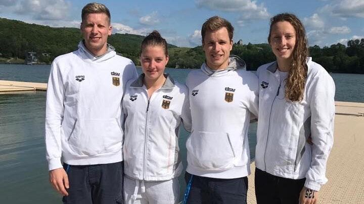 Schwimmbegeisterte Würzburger: (von links) Sören Meißner, Lea Boy, Ruwen Straub und Leonie Beck traten am Wochenende bei der französischen Meisterschaft über die fünf Kilometer an.