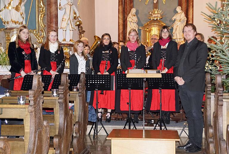 Beim Weihnachtskonzert des Musikvereins Hausen in der Pfarrkirche St. Wolfgang.