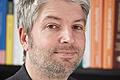 Vorlesen: So früh wie möglich anfangen       -  Tobias Richter ist Inhaber des Lehrstuhls für Psychologie IV der Universität Würzburg. Er beschäftigt sich mit Sprachentwicklung.