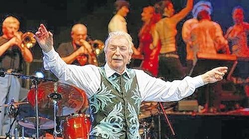 James Last ist am 9. Juni gestorben. James Last ist am 9. Juni gestorben.
