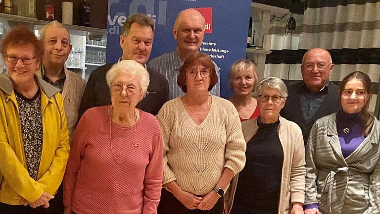 Für 40 Jahre Mitgliedschaft wurden geehrt: Christine Artes, Eduard Hruschka, Astrid Kraut, Birgit Mengel, Bernd Pfeuffer, Karl-Heinz Poggel, Renate Reichert, Klaus Roßteuscher, Renate Schuler, Christa Ziegler.