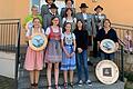 Die Sieger des Kirchweihschießens der SG Füttersee (vorne von links): Maike Himmer, Lena Beck, Emma Beck, Viktoria Oppel, Michaela Oppel, (zweite Reihe von links)  Monika Gampel, Michael Wittmann, Heike Beck, Thomas Gampel, Reinhold Mauer, (hinten) zweiter Schützenmeister Andreas Klein, erster Schützenmeister Michael Petschl.
