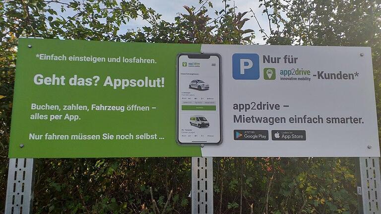 Per Smartphone Autos buchen, zahlen, öffnen und verschließen. Am Haßfurter Flugplatz ist Carsharing durch die Firma 'app2drive' möglich.