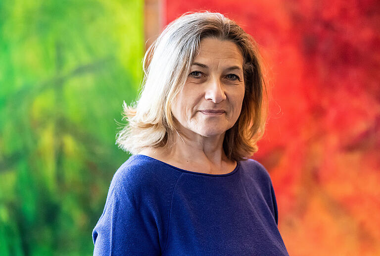 Portrait der Künstlerin Christine Schätzlein. Portrait der Künstlerin Christine Schätzlein.
