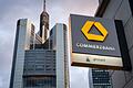 Commerzbank       -  Die italienische Großbank Unicredit wirbt für eine Übernahme der Commerzbank. (Archivbild)