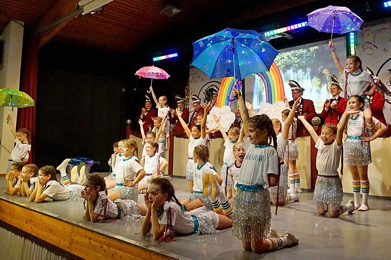 Stolz präsentierte der OCV in seiner Prunksitzung die Tanzkids als Ergebnis einer intensiven Nachwuchsarbeit.