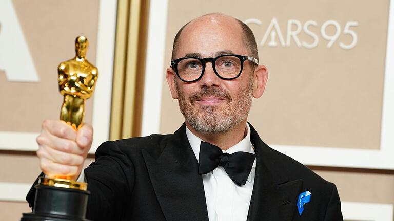 Edward Berger       -  Oscar-Gala 2023: Regisseur Edward Berger holt mit &bdquo;Im Westen nichts Neues&rdquo; für Deutschland unter anderem den Academy Award für den besten internationalen Spielfilm (Archivfoto)