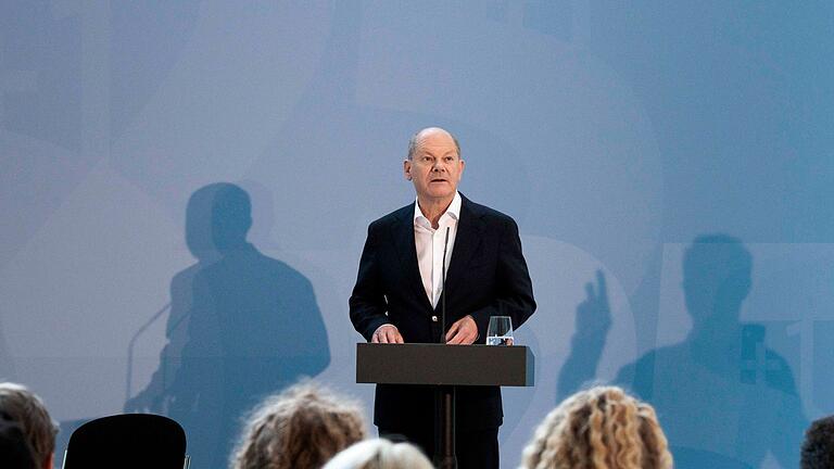 Festakt Bundeskulturpolitik       -  Scholz beim Festakt