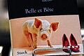 Unter der Gürtellinie? Das Buch &bdquo;Belle et Bete&ldquo; der DSK-Ex-Geliebten Marcela Iacub darf weiter verkauft werden.