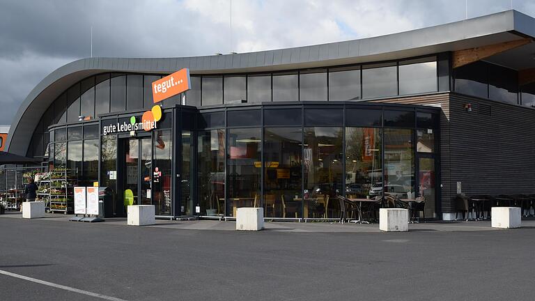 Auch die tegut-Filiale in der Saalestraße Bad Neustadt ist von der Cyber-Attacke auf die Zentrale in Fulda betroffen. Auch die tegut-Filiale in der Saalestraße Bad Neustadt ist von der Cyber-Attacke auf die Zentrale in Fulda betroffen.