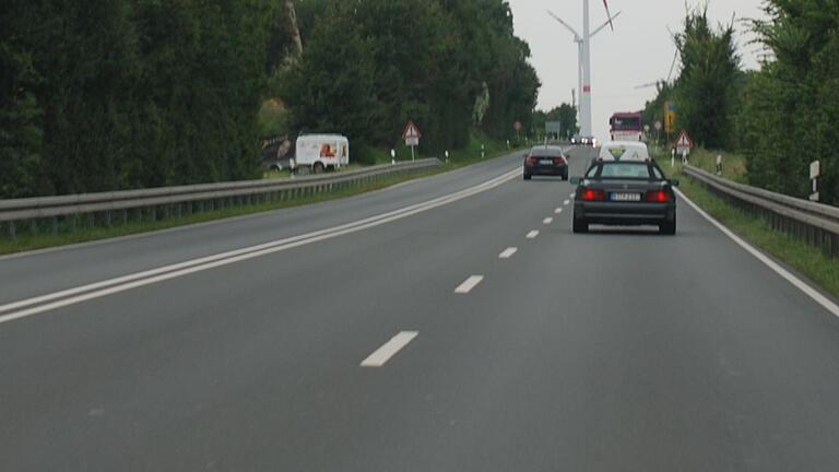 Rennstrecke Repperndofer Berg: Rasen in der 80er-Zone. Rennstrecke Repperndofer Berg: Rasen in der 80er-Zone.