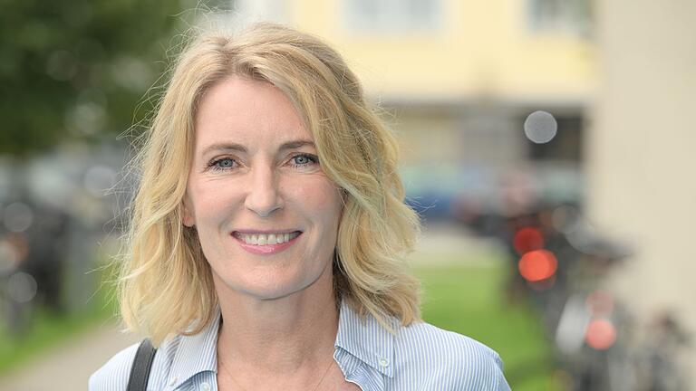 Maria Furtwängler       -  Maria Furtwängler - bekannt als NDR-&bdquo;Tatort&rdquo;-Ermittlerin - nutzt ihre Prominenz, um sich für den Artenschutz zu engagieren – mit einer ARD-Dokumentation und über die MaLisa-Stiftung, die sie mit ihrer Tochter Elisabeth gegründet hat. &bdquo;Ich glaube schon, dass ich ein Aktivistinnen-Gen habe&rdquo;, sagt Furtwängler dem &bdquo;Spiegel&rdquo;.