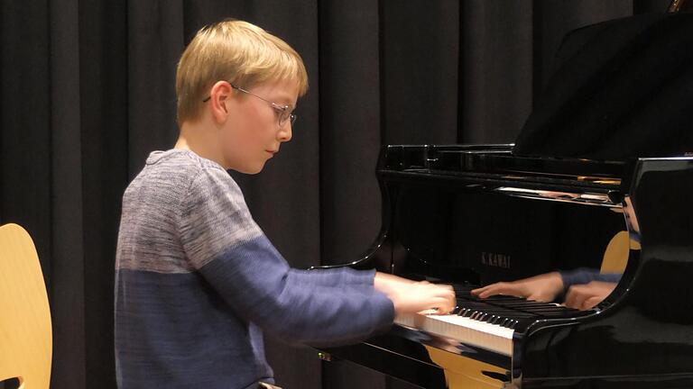 Felix Reuter beim Tastenspielabend.