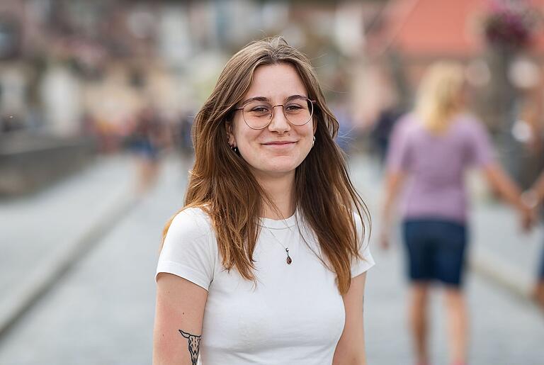 Rebecca Tom (20), Jura-Studentin, wohnt in Würzburg. Rebecca Tom (20), Jura-Studentin, wohnt in Würzburg.