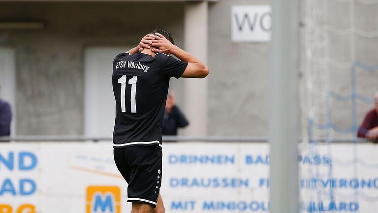 Au weia: Felix Eberhardt vom ETSV Würzburg nach einer vergebenen Torchance. Au weia: Felix Eberhardt vom ETSV Würzburg nach einer vergebenen Torchance.