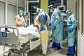 Nach wie vor befinden sich viele Patientinnen und Patienten, bei denen eine Corona-Infektion nachgewiesen wurde, in den Krankenhäusern der Region (Symbolbild). Das Virus ist aber häufig nur ein 'Nebenbefund', der den Versorgungsaufwand auch auf Normalstationen steigert.