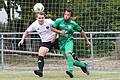 Stefan Hülle (links) vom SV Sickershausen&nbsp; im Zweikampf mit Marcel Vorbrugg vom SV Heidingsfeld. Beide Mannschaften trennten sich in der Fußball-Kreisliga Würzburg 1 zum Saisonstart mit einem Unentschieden.