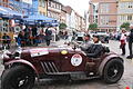 Richtig alte Autos von den 20er Jahren über Traumwagen aus der Vorkriegs- und Wirtschaftswunderzeit bis hin zu Sport- und Rallyefahrzeugen aus den 80ern gab es am Sonntag auf dem Karlstadter Marktplatz zu sehen.