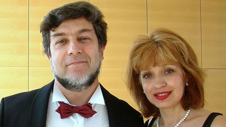 Igor und Larysa Dubovsky gestalten den Liederabend in der ehemaligen Synagoge in Mainstockheim.&nbsp;