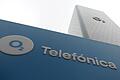 O2-Deutschlandzentrale       -  Das Logo des Telekommunikationsanbieters O2 Telefónica ist auf einem Schild vor der Deutschlandzentrale am Uptown-Hochhaus zu sehen. Das Unternehmen will künftig mehr Antennen in Naturschutzgebieten aufstellen.