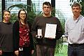 Winfried Jeßberger (Zweiter von rechts) erhielt eine Urkunde und eine Medaille. Außerdem im Bild: (von links) Manuela Riemer (Betriebsratvorsitzende), Larissa Hepp (Personalabteilung) und Markus Walter.