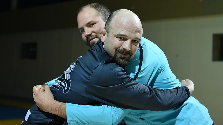 Sind sich einig, dass Wettkämpfe unter den gegebenen Bedingungen kaum möglich sind: Unterdürrbachs Coach Julian Hemmerich (links) und&nbsp; sein Schonunger Pendant Marco Greifelt (rechts), hier auf einem Archivbild.