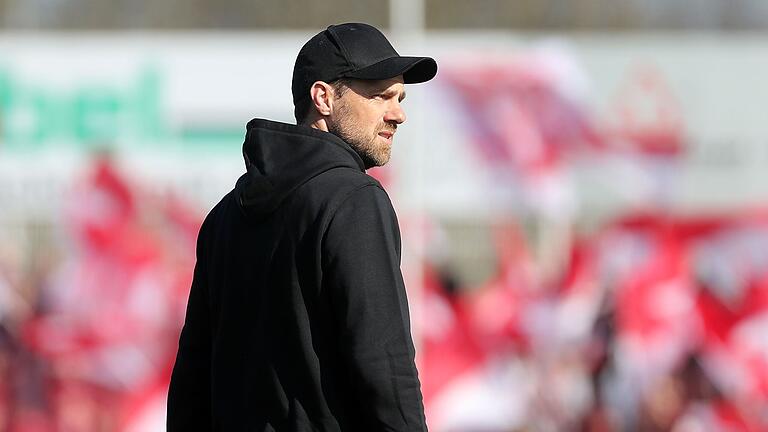 Trainer Marco Wildersinn (FC Würzburger Kickers) hofft auf einen Heimsieg seiner Mannschaft gegen den TSV Buchbach.