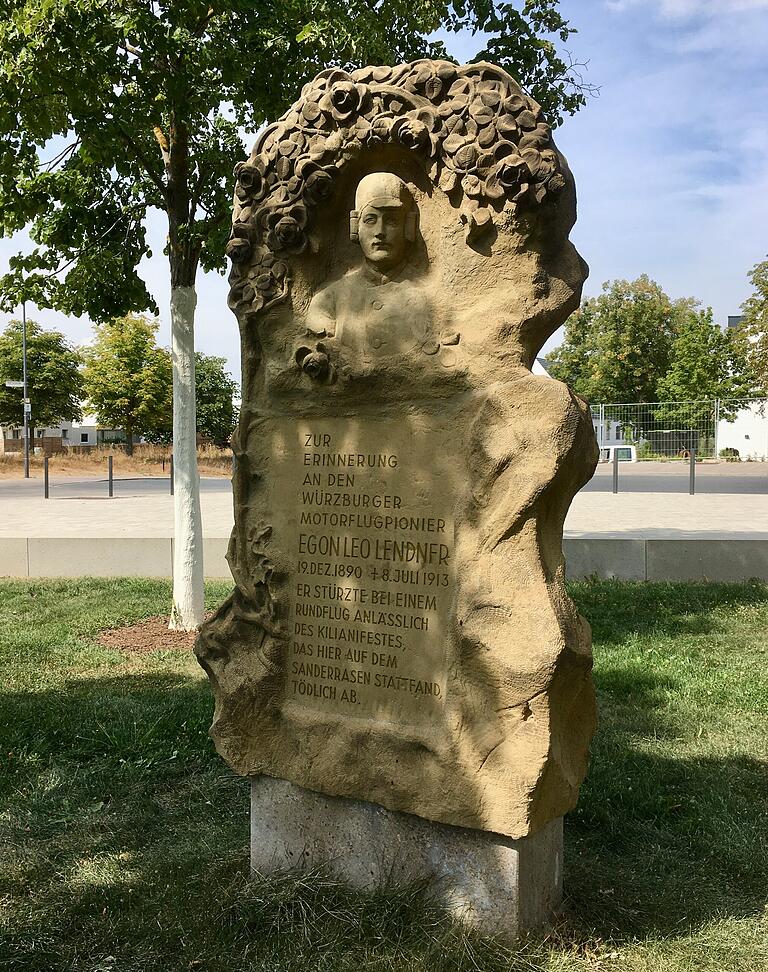 Das Lendner-Denkmal auf dem Gelände der Landesgartenschau von 2018 in der Nähe des Elferwegs. Früher stand es am Sanderrasen.