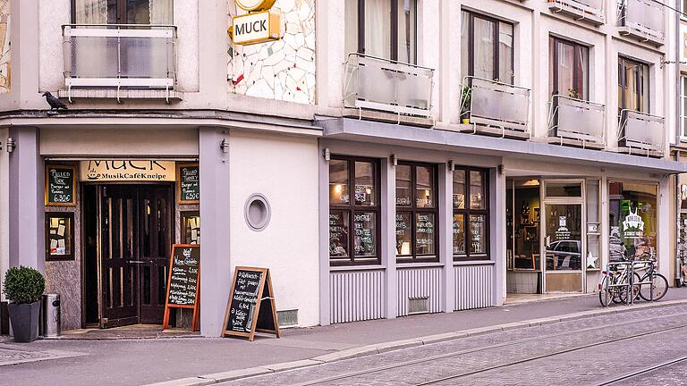 In der Sanderstraße in Würzburg bewegt sich aktuell einiges. Nach dem 24/7 Automatenladen eröffnet nun der Nachfolger des ehemaligen'Café Mucks'.