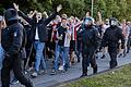 Fans und Polizei       -  Die Stimmung zwischen Fans und Polizei ist angespannt.