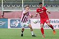 Das Derby zwischen dem TSV Aubstadt und den Würzburger Kickers wird erst Anfang April nachgeholt. Im Hinspiel holten die Aubstädter (links Leonard Langhans) einen Punkt beim Meisterschaftsfavoriten (rechts Daniel Hägele).